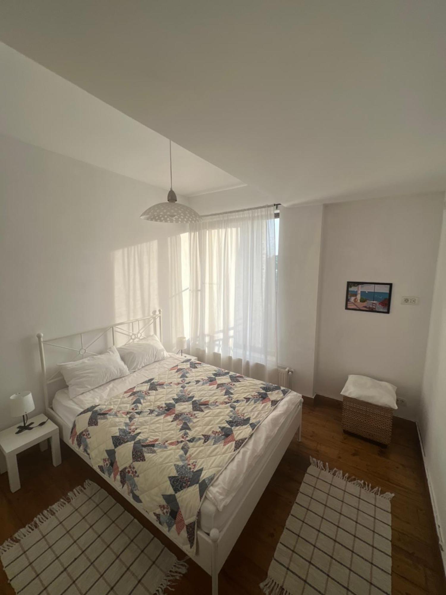 Lovely Apartment In Villa In บูคาเรสต์ ภายนอก รูปภาพ